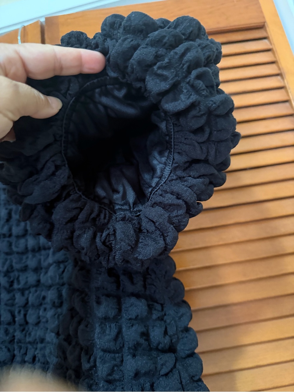 Sugarlips Black Textured Puff Sleeve Blouse - Picture 7 of 11